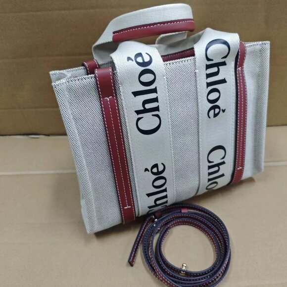 Chloe small woody tote with strap - Picture 3 of 13